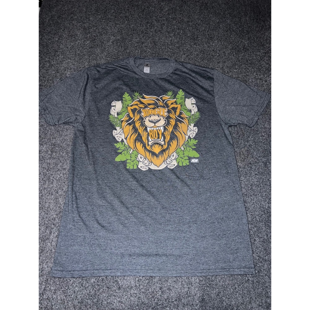 AEW Jungle Boy Jack Perry Lion Graphic T-Shirt Gray Mens Large Gildan Softstyle